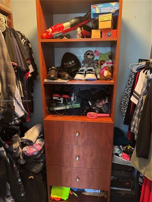 Interior, Walk-in Closets