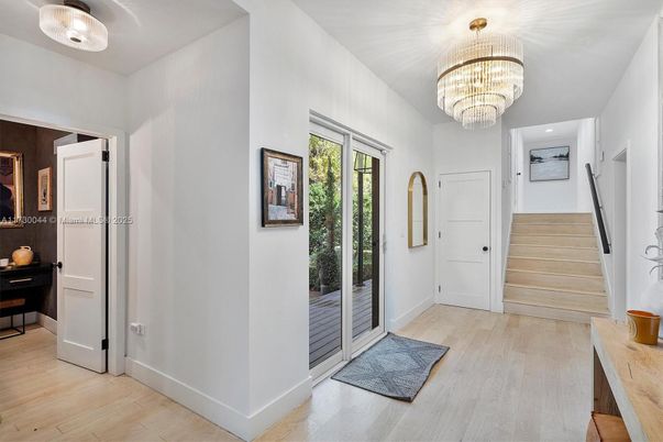 Chandelier, Interior, Wood Texture Flooring