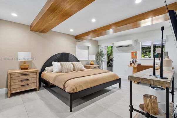 Bedroom, Interior, Recessed Lighting, Wooden Beams