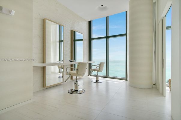 Interior, Water