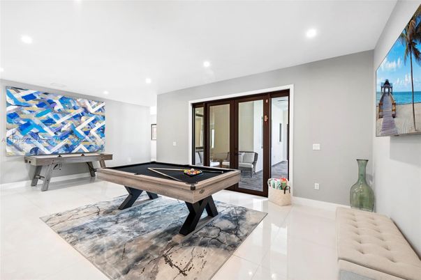 Billiard Table, Game Room, Interior, Recessed Lighting, Water