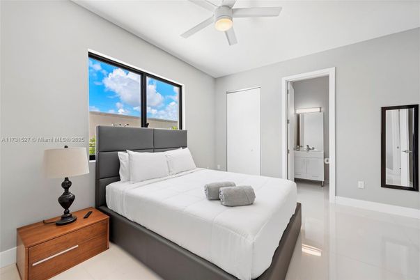 Bedroom, Interior