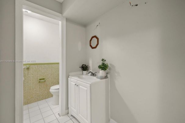 Bathroom, Interior