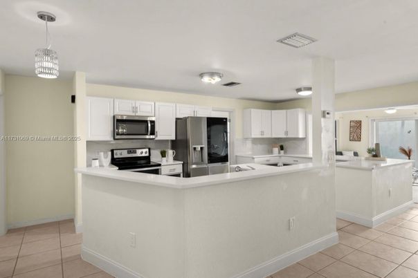 Interior, Kitchen, Pendant Lights, Stainless Steel Appliances