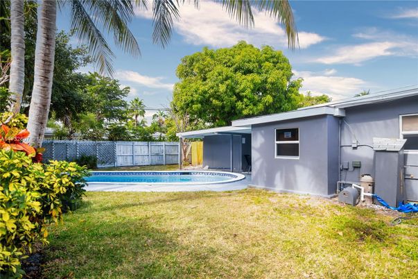 Backyard, Exterior, Pool
