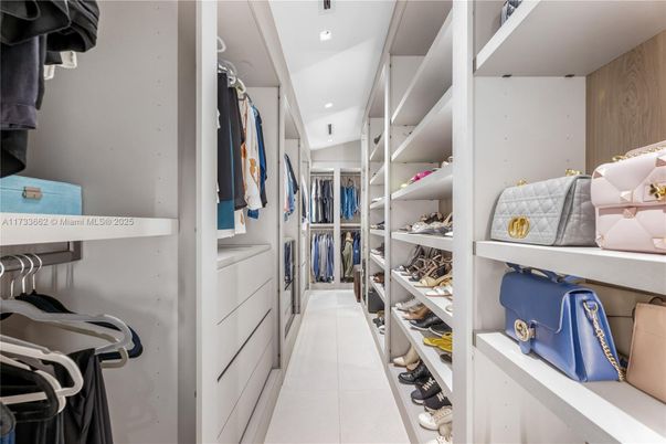 Interior, Recessed Lighting, Walk-in Closets