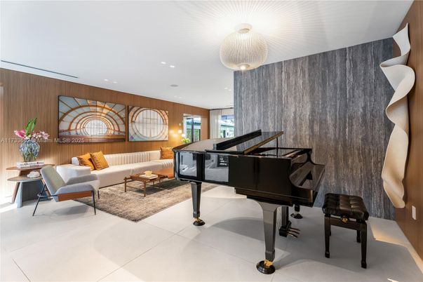 Interior, Living room, Piano, Recessed Lighting, Wooden Walls