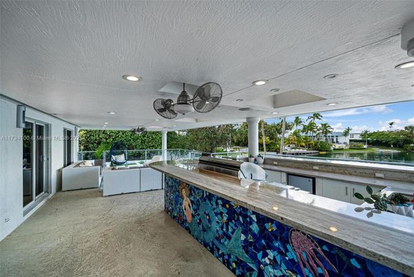 Exterior, Recessed Lighting
