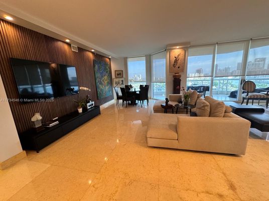 Dining room, Interior, Living room, Recessed Lighting
