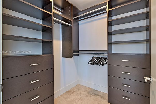 Interior, Walk-in Closets