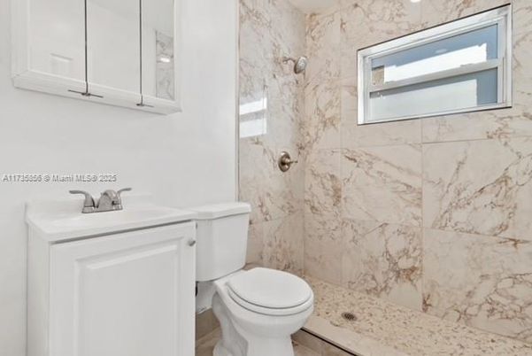 Bathroom, Interior, Marble Walls