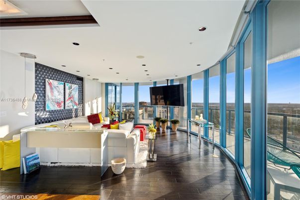 Interior, Living room, Pendant Lights, Recessed Lighting, Wood Texture Flooring
