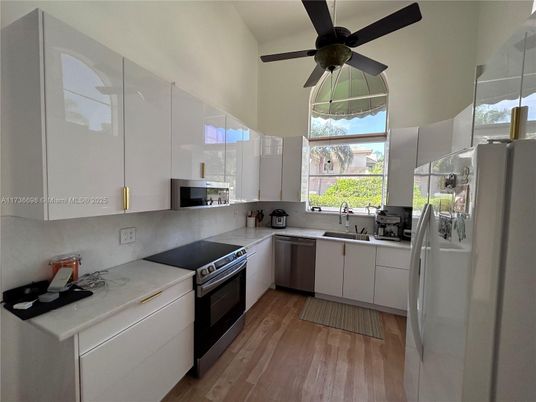 Interior, Kitchen, Stainless Steel Appliances, Wood Texture Flooring