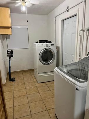 Interior, Washer