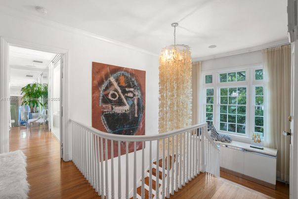 Chandelier, Interior, Wood Texture Flooring