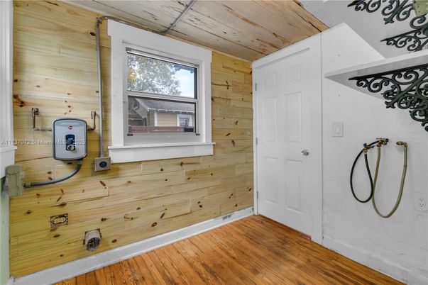 Interior, Wooden Ceilings, Wood Texture Flooring, Wooden Walls