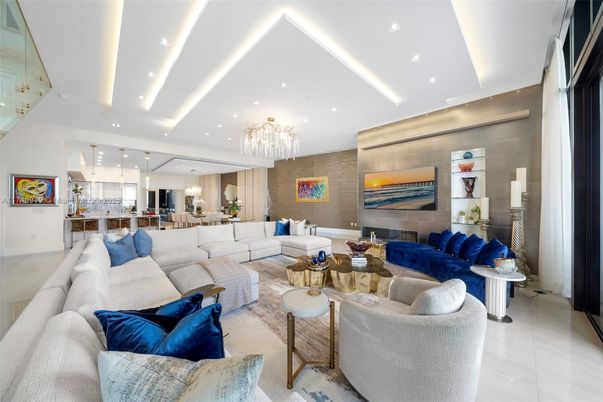 Chandelier, Dining room, Fireplace, Interior, Living room, Recessed Lighting