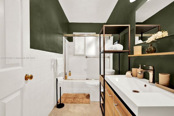 Bathroom, Interior
