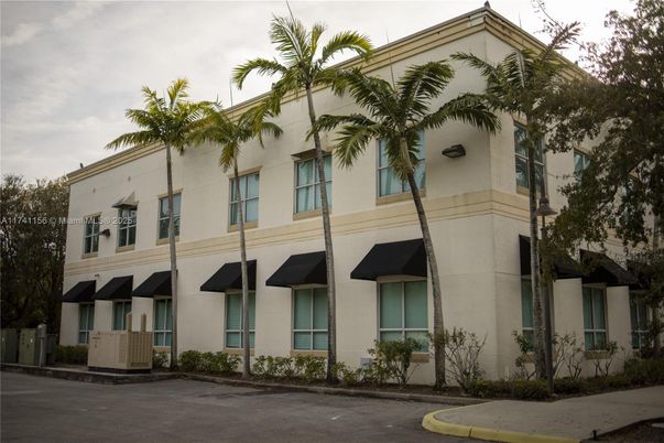 Exterior, Facade, Condo Building