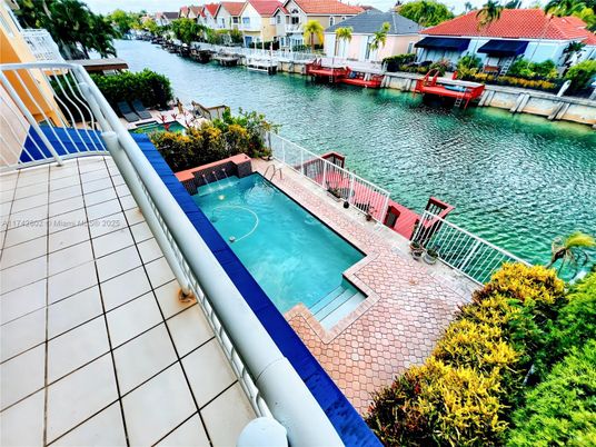 Exterior, Lake, Pool
