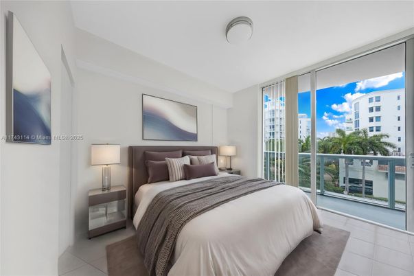 Bedroom, Interior, Water
