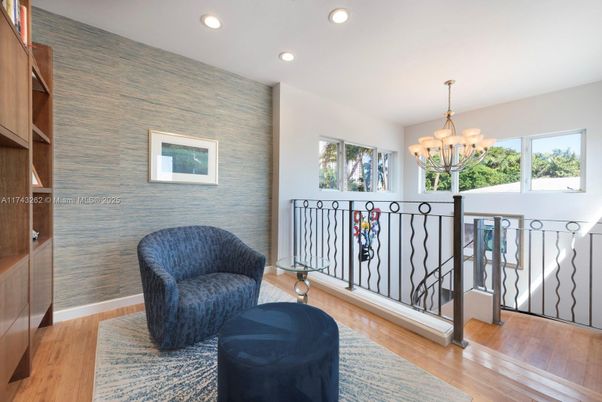 Chandelier, Interior, Recessed Lighting, Wood Texture Flooring