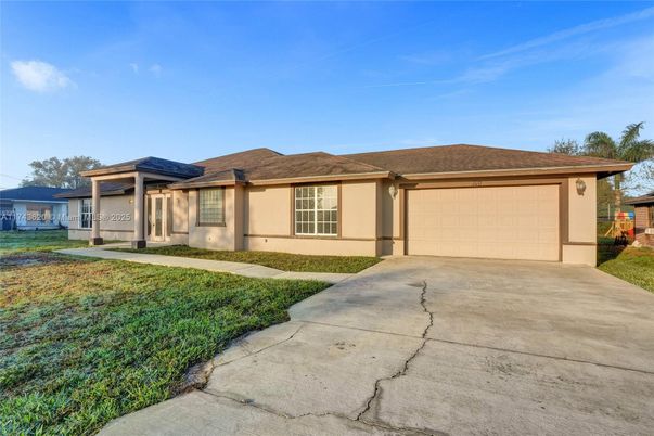 Attached, Backyard, Exterior, Facade, Ranch
