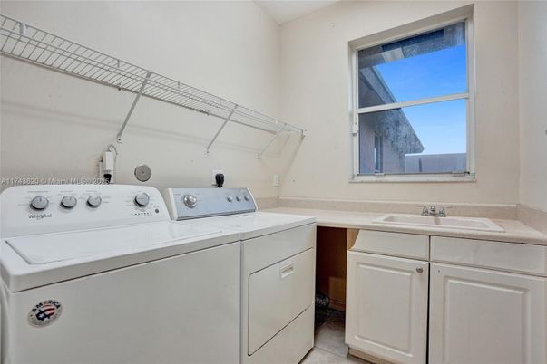 Interior, Utility Closets, Washer