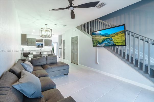 Chandelier, Dining room, Interior, Kitchen, Living room, Recessed Lighting
