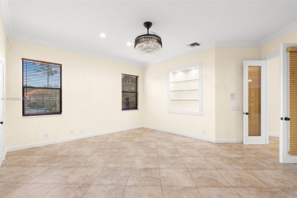 Chandelier, Empty room, Interior, Recessed Lighting