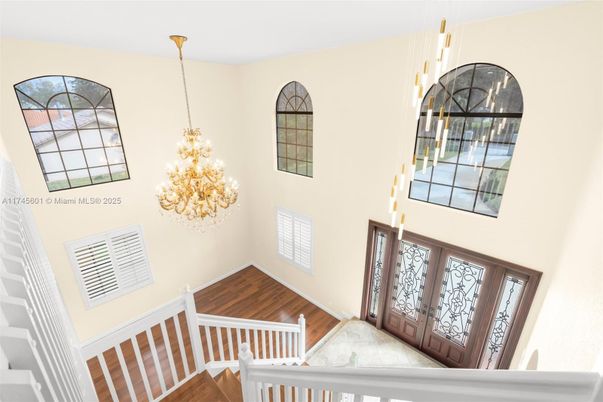 Chandelier, Interior, Wood Texture Flooring