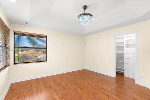 Chandelier, Empty room, Interior, Recessed Lighting, Wood Texture Flooring