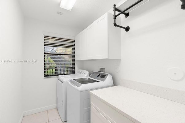 Interior, Washer