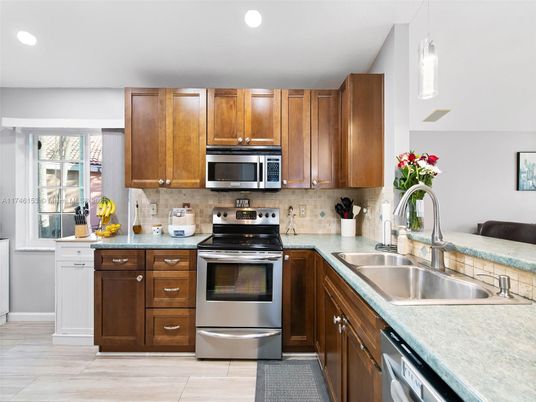 Interior, Kitchen, Pendant Lights, Recessed Lighting, Stainless Steel Appliances