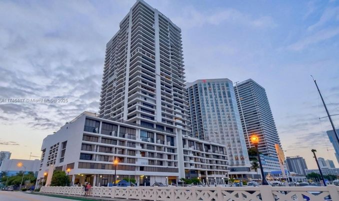 Exterior, Facade, Condo Building