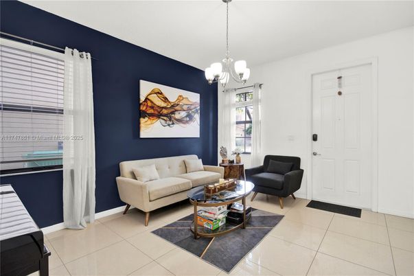 Interior, Living room, Pendant Lights