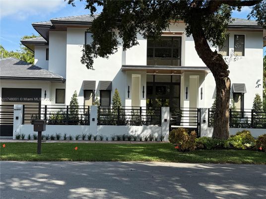 Attached, Exterior, Facade, Modern