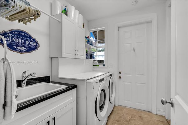 Interior, Washer