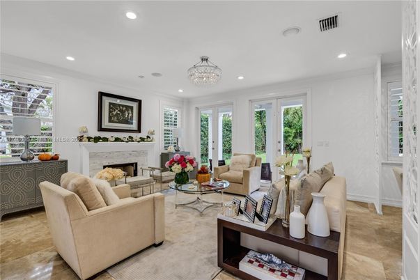Chandelier, Fireplace, Interior, Living room, Recessed Lighting
