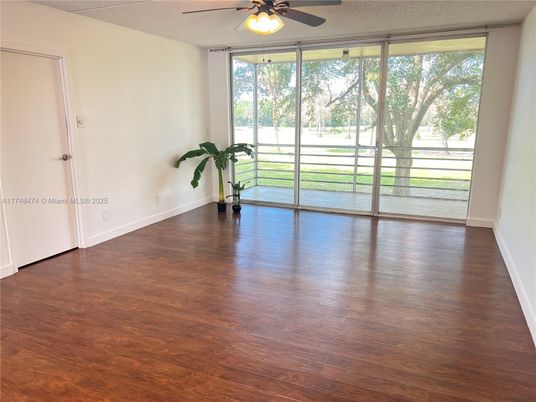 Empty room, Interior, Sun Room, Wood Texture Flooring