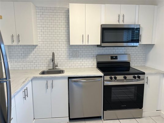 Interior, Kitchen, Stainless Steel Appliances