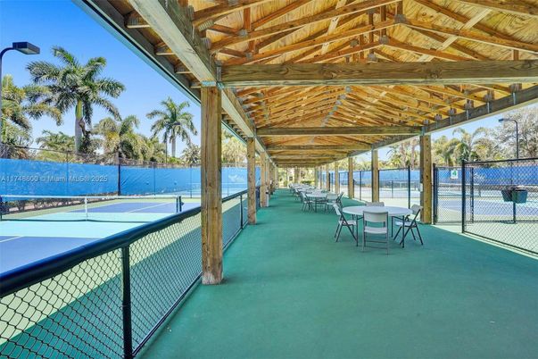 Exterior, Tennis Courts