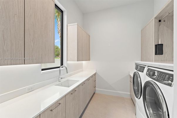 Interior, Washer