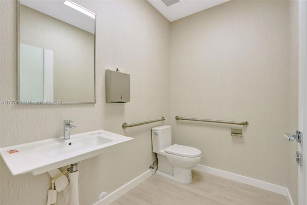 Bathroom, Interior, Wood Texture Flooring