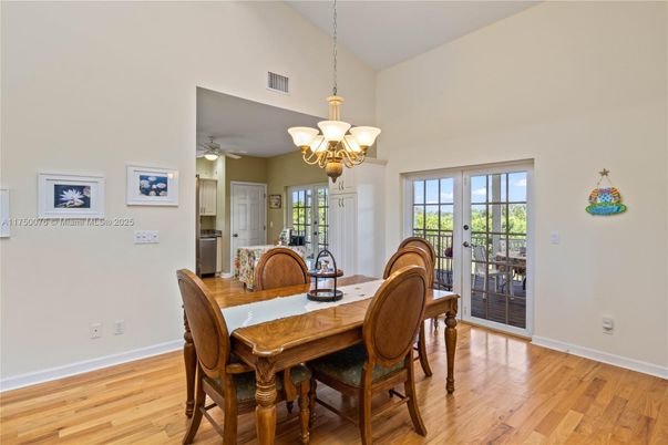Chandelier, Dining room, Interior, Kitchen, Wood Texture Flooring