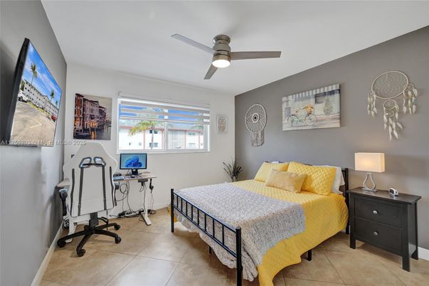 Bedroom, Home Office, Interior