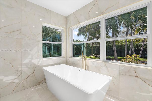 Bathroom, Free Standing Baths, Interior, Marble, Marble Walls, Recessed Lighting