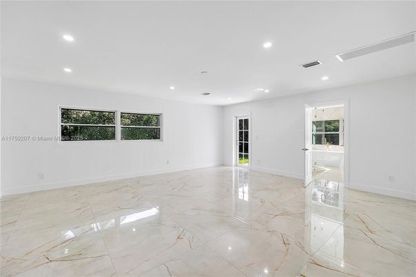 Empty room, Interior, Marble, Recessed Lighting