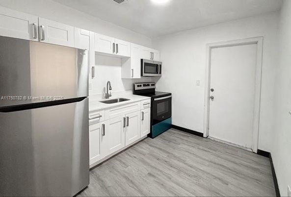 Interior, Kitchen, Stainless Steel Appliances, Wood Texture Flooring
