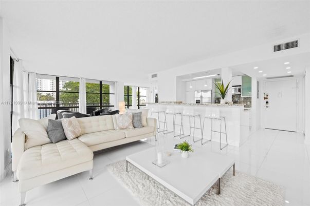 Interior, Kitchen, Living room, Recessed Lighting